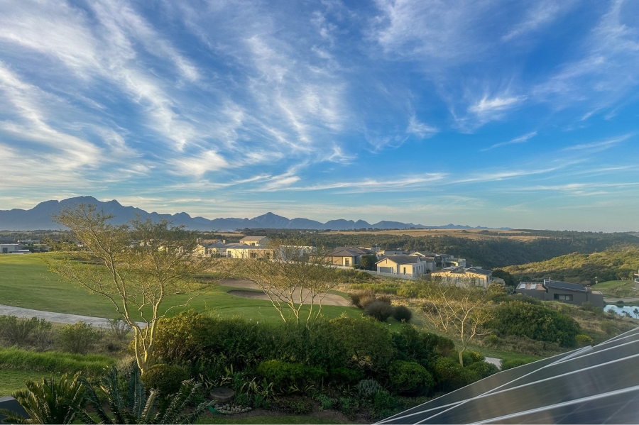 5 Bedroom Property for Sale in Oubaai Western Cape
